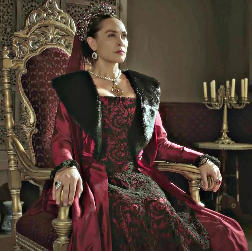 Сафие султан как выглядела на самом деле Muhtesem Dresses on Instagram: "#ВеликолепныйВек #Hurrem #Mahidevran #Suleyman #