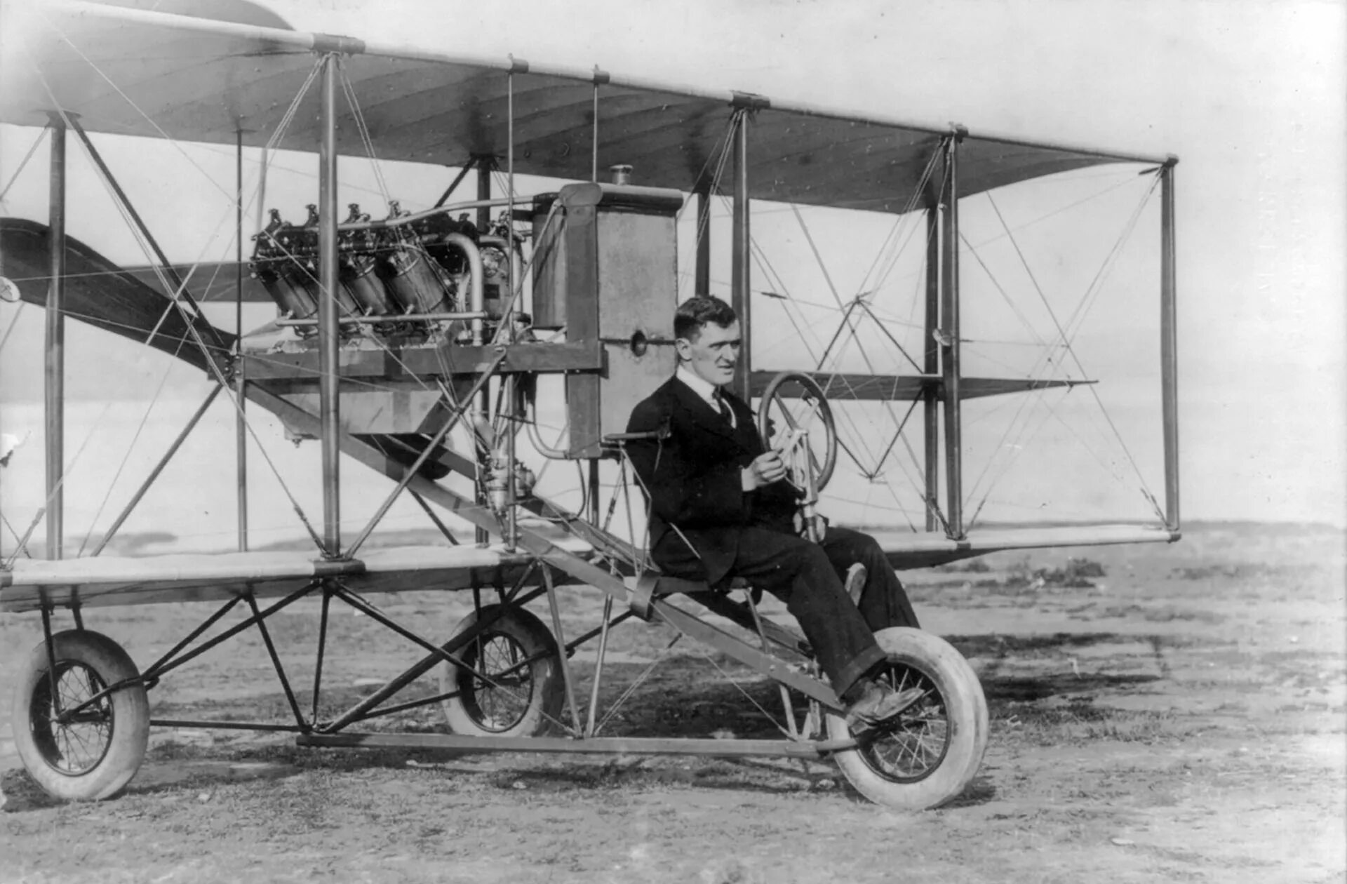 Когда появились первые самолеты. Самолёт-биплан "Райт-Абрамович". Ранние Моран аэропланы 1913. Самолет Curtiss a3. Братья Райт первый самолет.