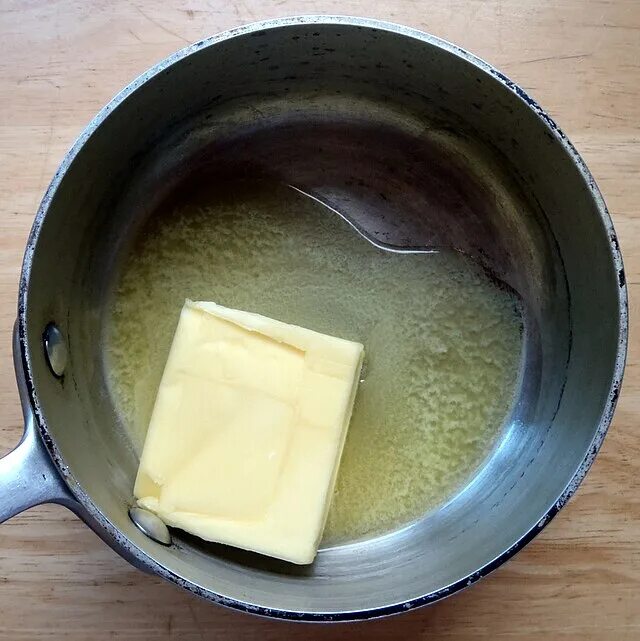 Можно ли сливочное масло в суп. Масло сливочное. melted butter. butter american.