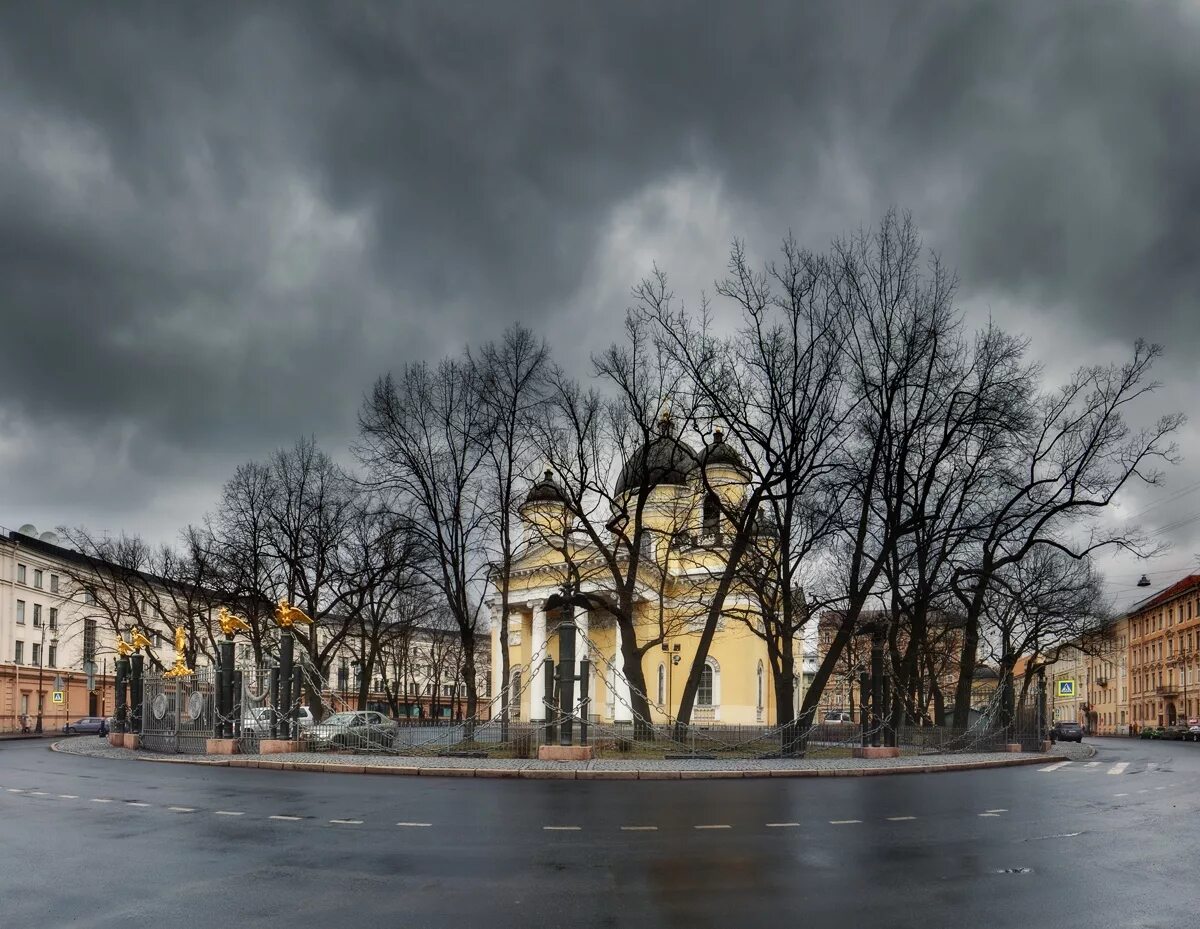 Спасо-Преображенский в Санкт Петербурге зимой. Весенний Петербург. Санкт петербург пасмурно