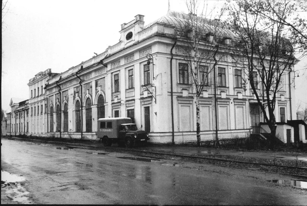Электрическая станция Кострома улица 1 мая. Первая электростанция Кострома 1913 г. Здание электростанции (ул. Минаева, 46). Здание Костромской электростанции.