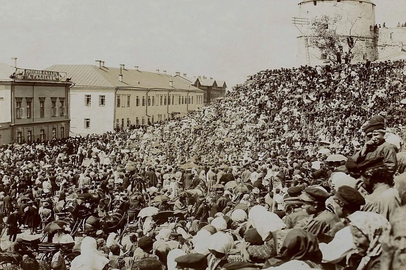 Конференция в гааге николай 2. Казань баумана 19 век. Русско японская война 1904-1905 года гаагская конференция 1899 года. Участники гаагской конференции 1899. Гаагские конференции мира 1899 и 1907.