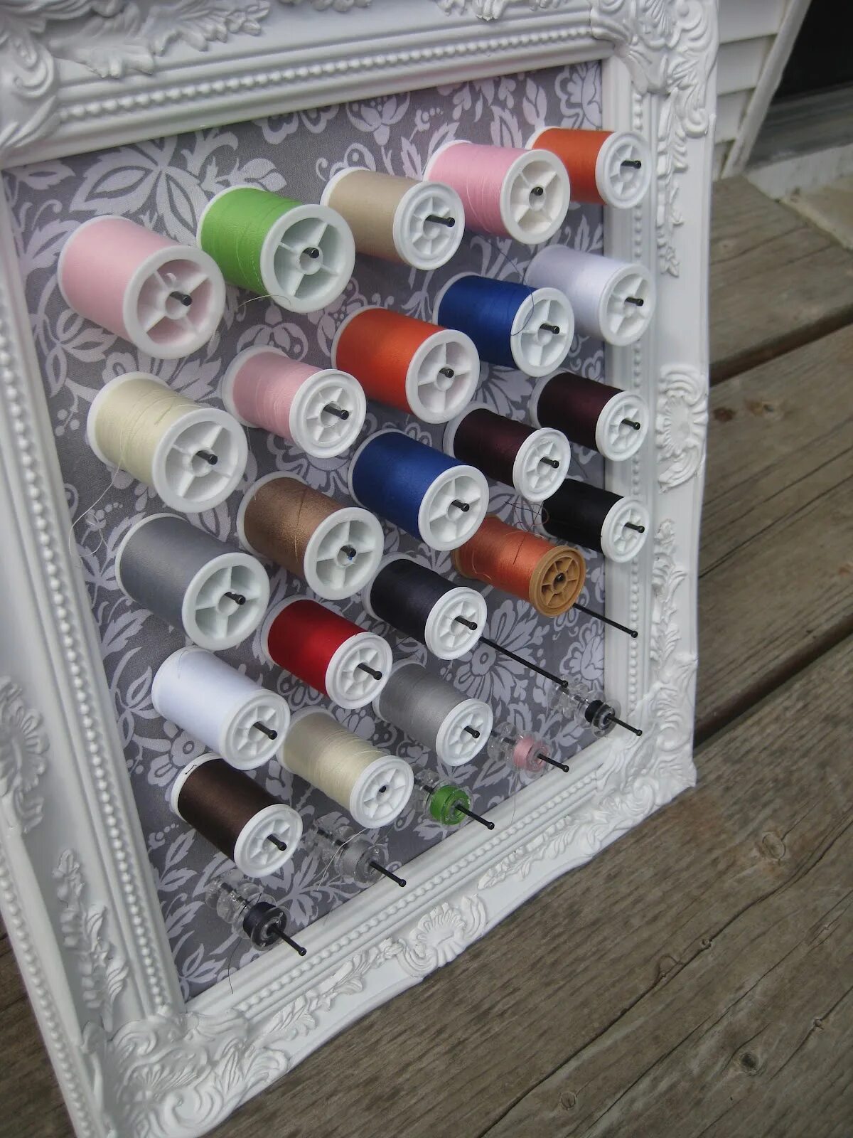 Storage thread