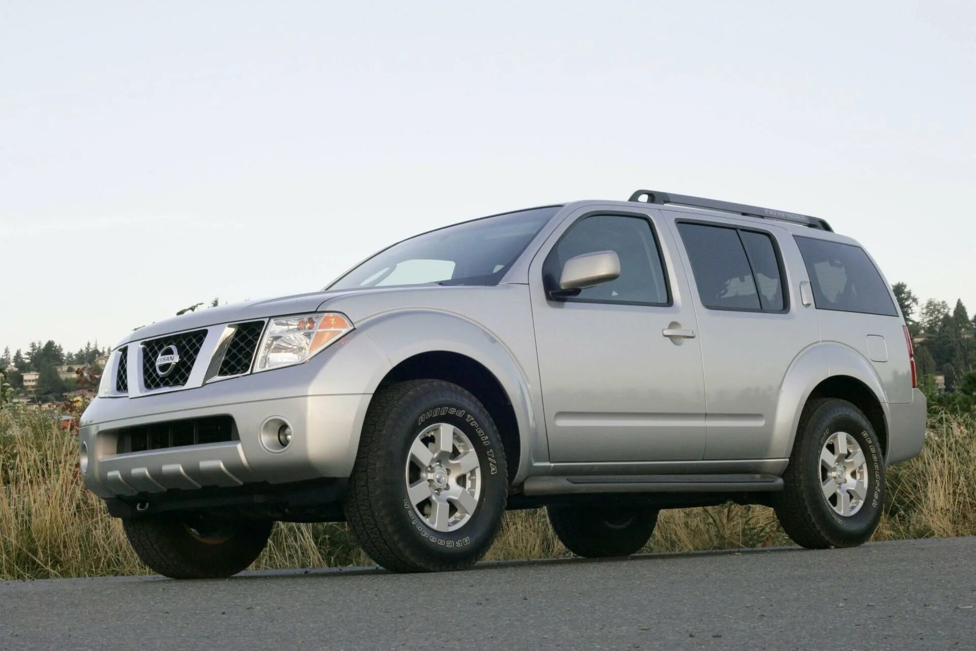 Pathfinder 2007. Nissan pathfinder 2007. патфайндер 2. ниссан патфайндер 2007 года. ниссан пайнфандер 2007.