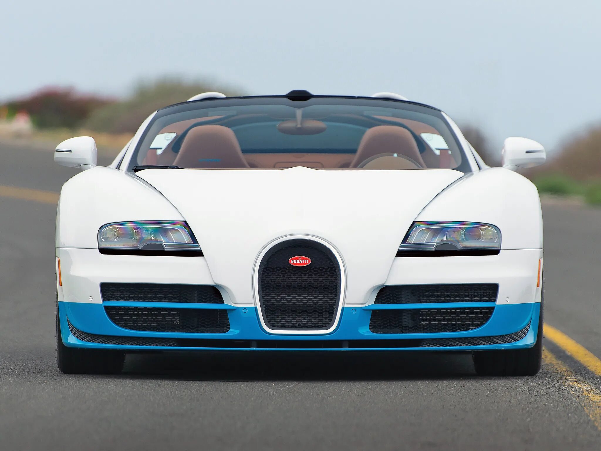 Бугатти Вейрон Vitesse. Bugatti Veyron Grand Sport Vitesse 2013. Бугатти Вейрон 2013. Bugatti Veyron Grand Sport Vitesse. Bugatti grand