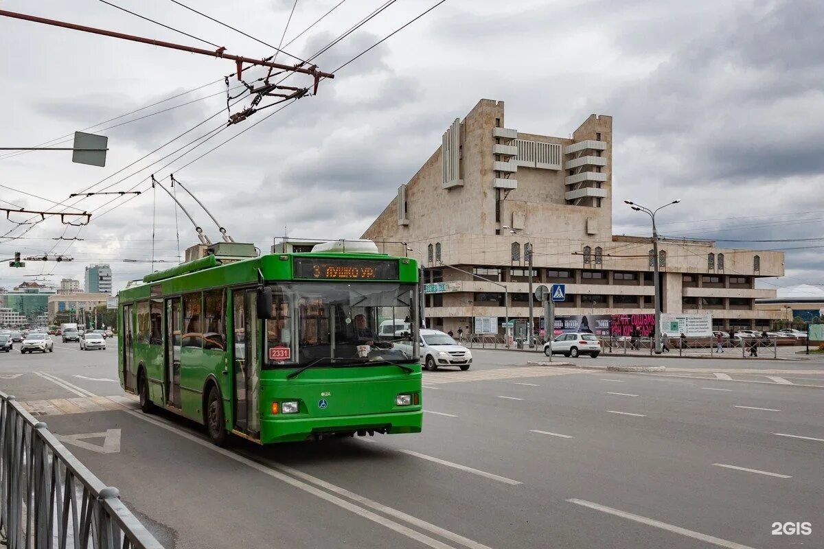 Троллейбус 3 сегодня. 3 троллейбус казань. троллейбус 2 казань. троллейбус 303 казань. троллейбус 3 казань маршрут.