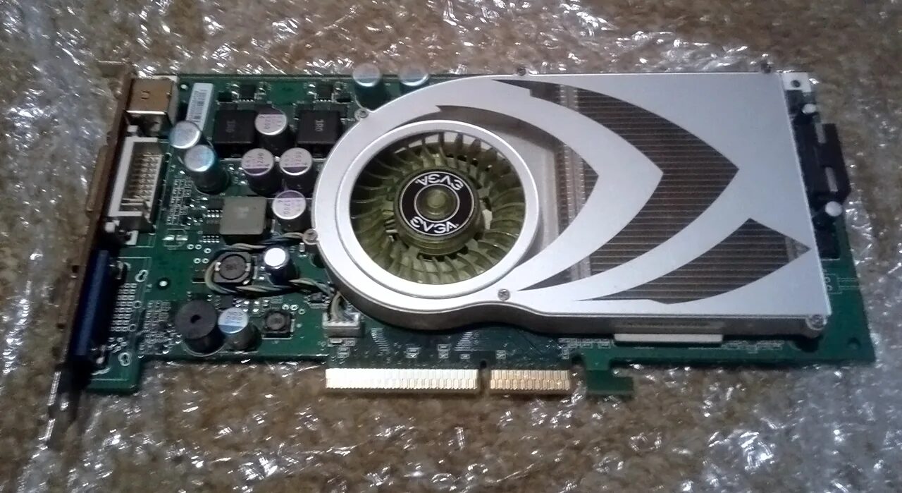 Nvidia geforce series. EVGA GEFORCE 7800 GS AGP. NVIDIA GEFORCE 7800 GS+ AGP. GEFORCE 7800 AGP ASUS. Видеокарта джифорс 520.