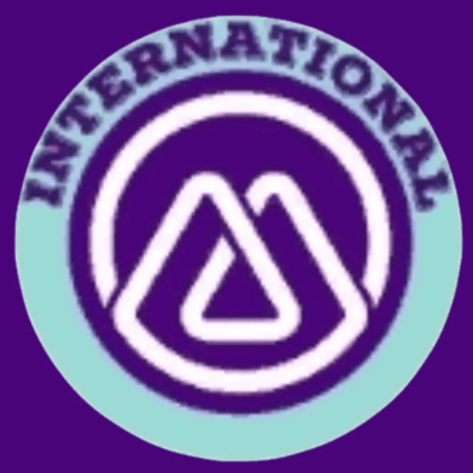 Гринмакс в м интернешнл. M international продукт. Craigslist logo. M international компания. International логотип.