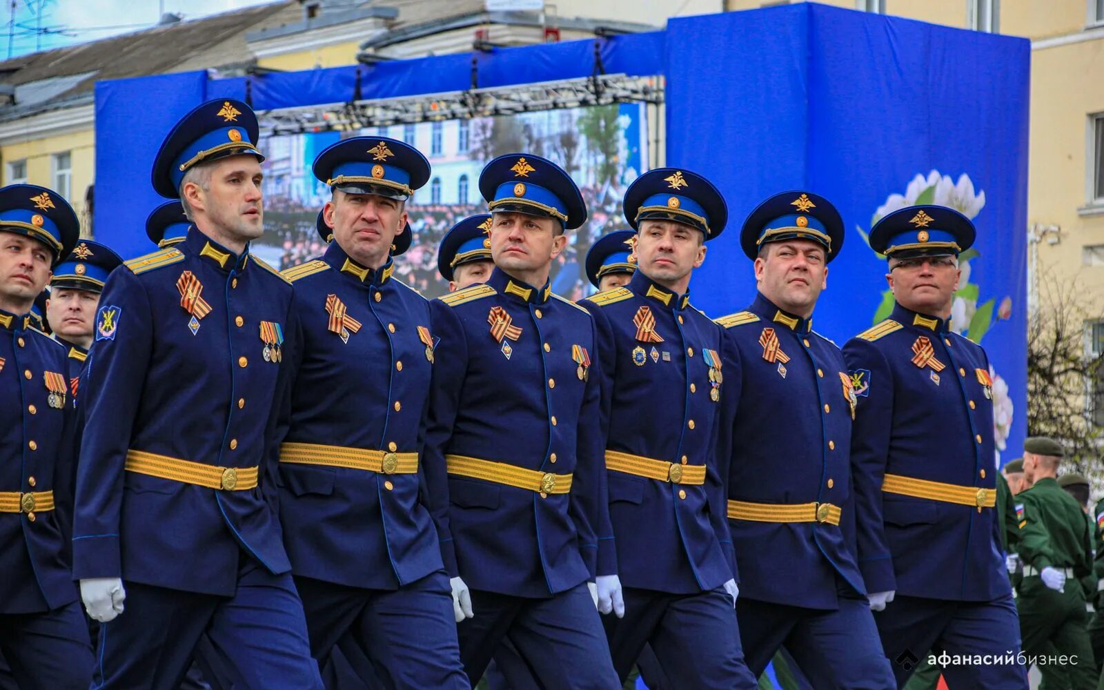 Во сколько парад в твери. Парад победы тверь. парад во ржеве. парад ржев 9 мая. парад в твери 9 мая.