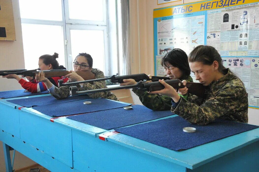 Начальная Военная подготовка ВК. Военная подготовка в школе. Уроки начальной военной подготовки. Школа снайперской подготовки. Обучение начальной военной подготовки