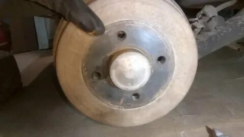 Как снять задний барабан рено логан 2