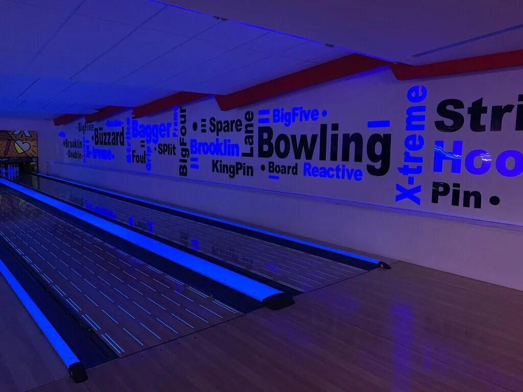 торговый центр колумб тюмень боулинг. боулинг тюмень адреса. монро одинцово боулинг. боулинг волгоград парк хаус. боулинг в тюмени трц колумб.