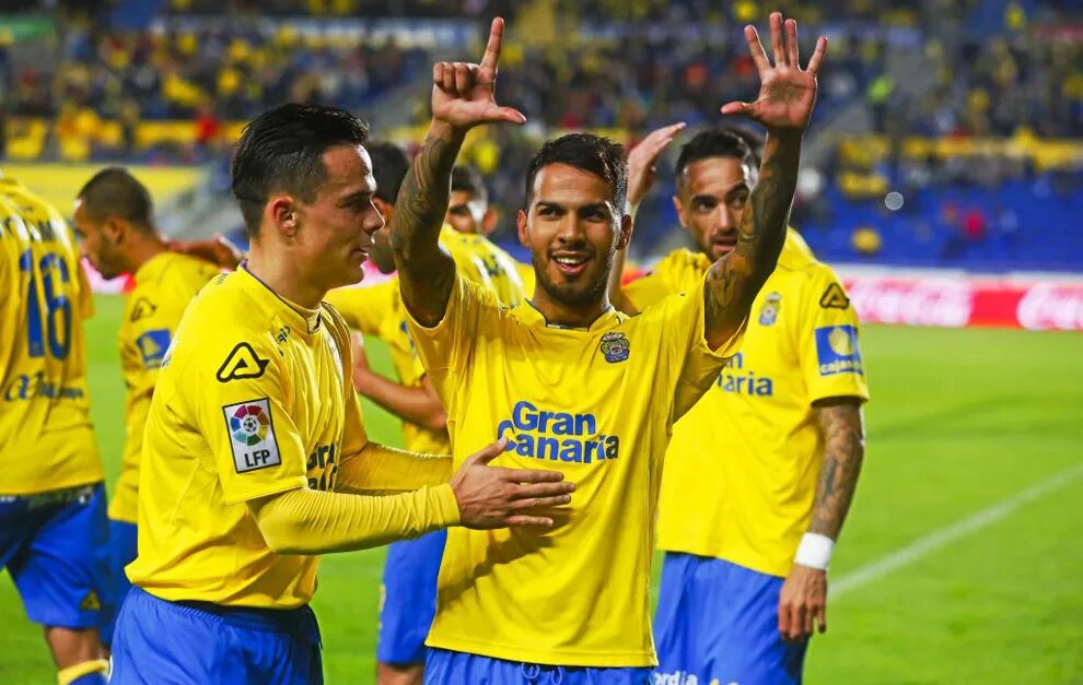 Европа лас пальмас. Европа лас пальмас. Гран-канария (стадион). Лас-пальмас футбольный клуб. Европа лас пальмас.