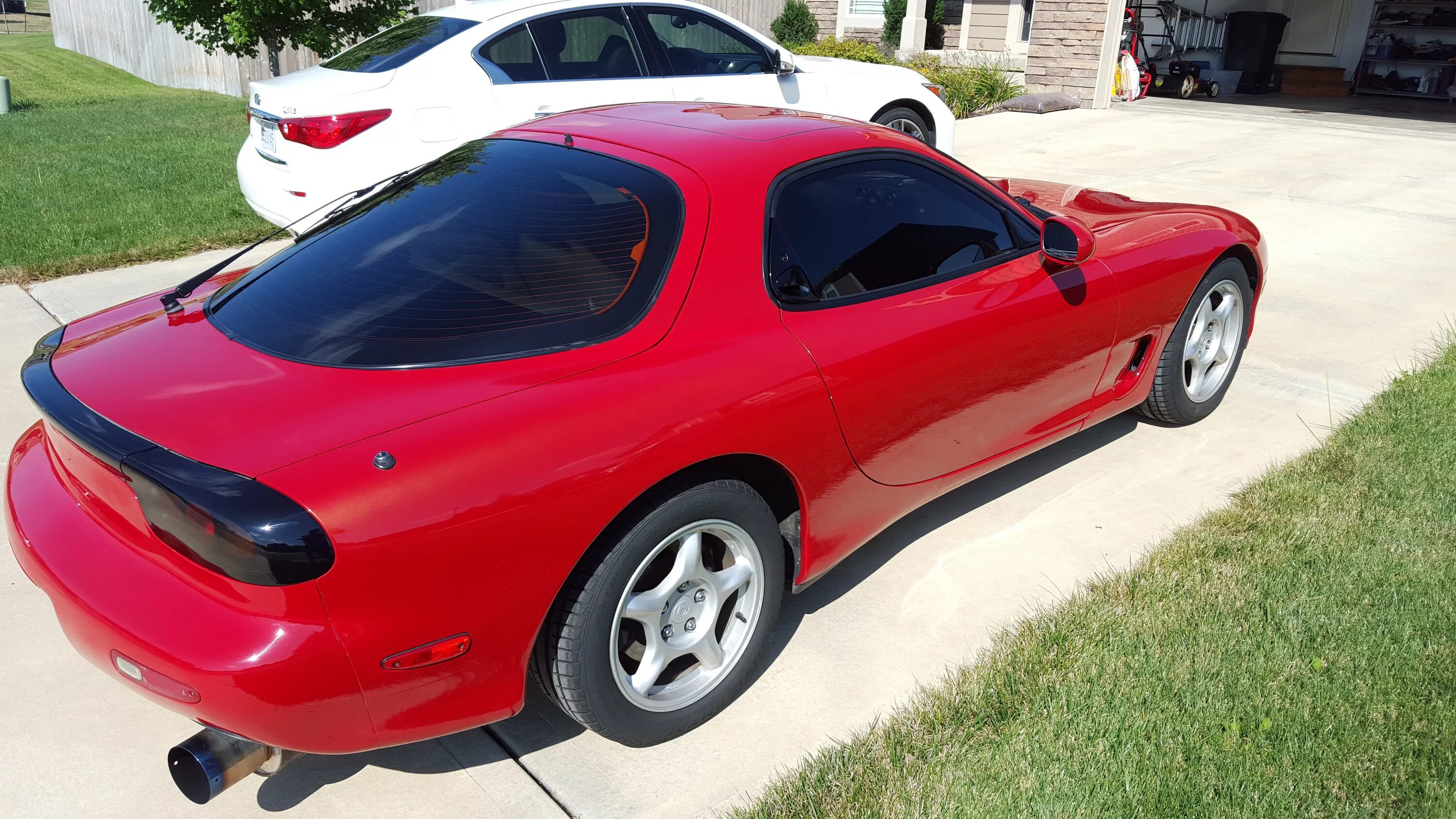 Mazda rx-7 1993. Мазда rx 7 сток. 07 1993. Mazda rx7 1992. Бмв семерка 1993 года.