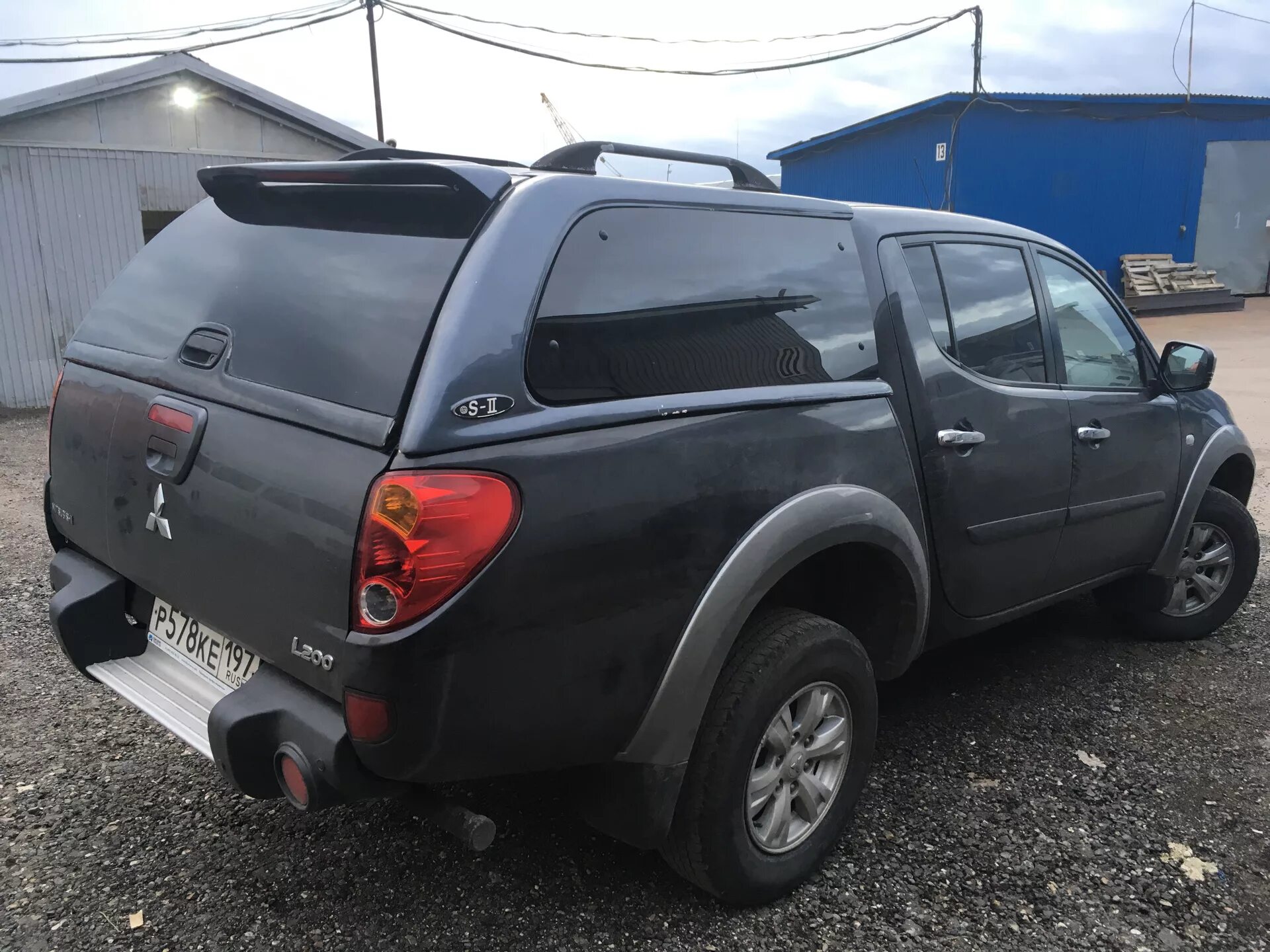 Mitsubishi l200 2008. Кунг Мицубиси l200. Кунг Mitsubishi l200 2008. Кунг Митсубиси л200. Митсубиси л200 2007 года.