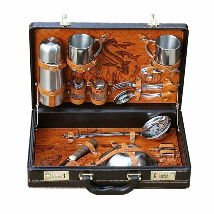 Подарок персоне. Подарочный набор для пикника люкс 6 персон akso 113 ки6-кор. Набор охотничий в чемодане. Набор для пикника. Набор для пикника подарочный.