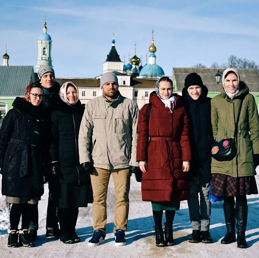 Московский паломник. Как одеться на паломничество. Паломнические поездки из москвы. Московский паломник. Паломнические поездки из белгорода по святым местам.