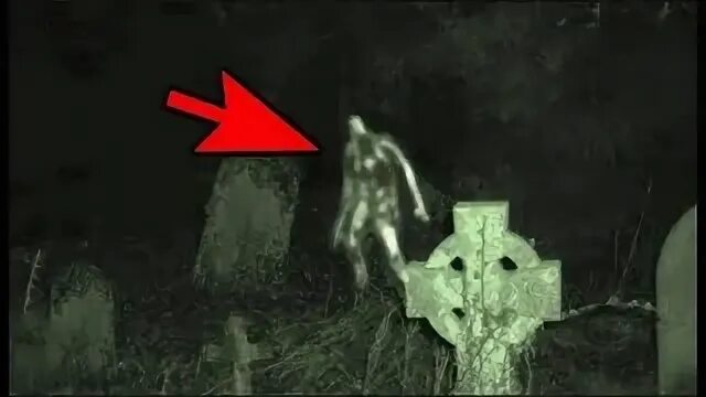 Призрак на кладбище видео