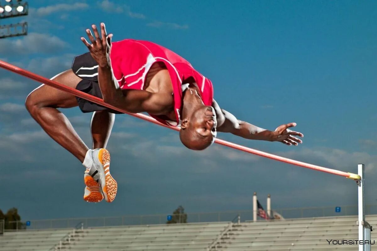 Легкая сила. Спортсмен прыгает в высоту. Легкая сила. Спортсмены в движении. Легкая сила.