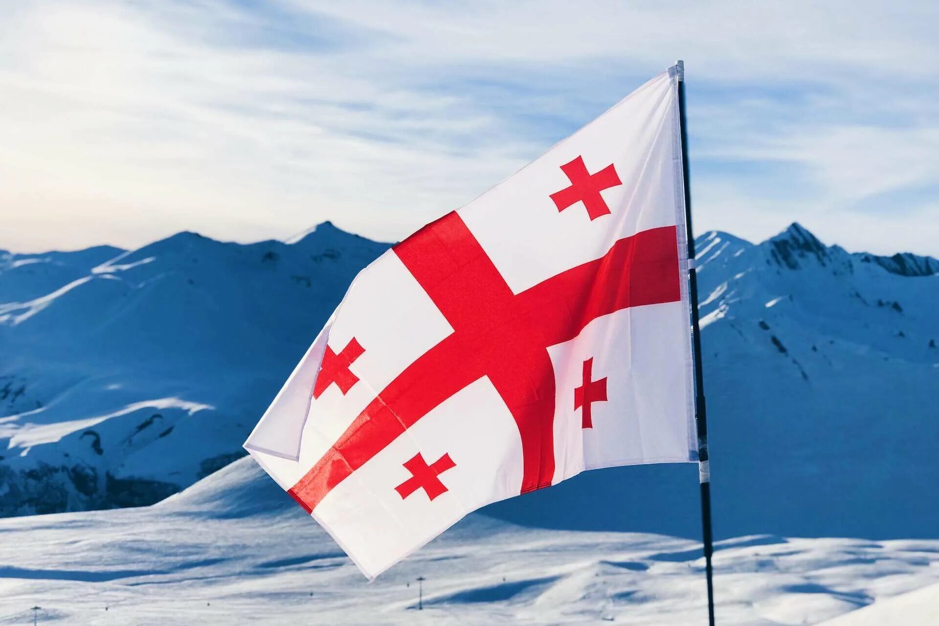 Конец грузии. Флаг Грузии. Грузинский флаг Georgia. Грузия и грузинский флаг. Флаг Грузии 4к.