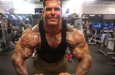 Rich Piana Looks Like A Dwarf Next To This Massive Real Life