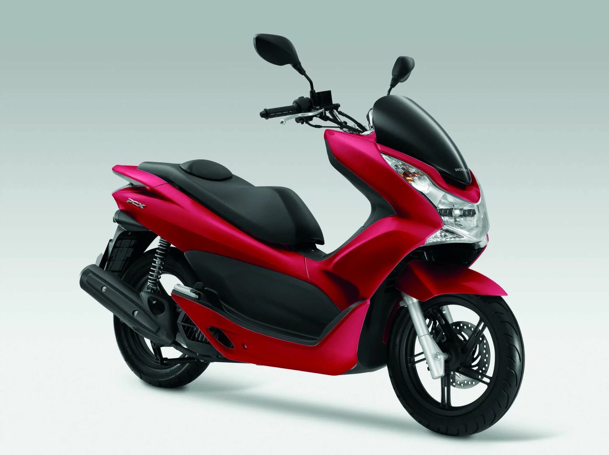 Скутер в кредит. Хонда PCX 150. Хонда ПСХ 125. Мопед Хонда PCX 150. Скутер Honda PCX 125.