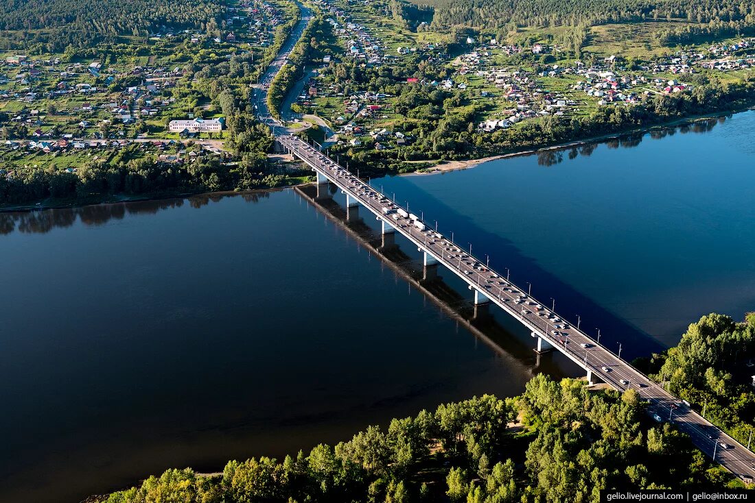 Берег реки томь кемерово. Река томь кемерово. Кемерово стоит на реке. Город томск река томь. Река томь кемерово.