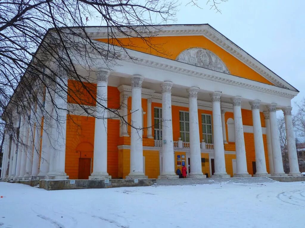 Дом культуры Онежского тракторного завода Петрозаводск. Дворец культуры Петрозаводск. Экспоцентр Петрозаводск. Дом культуры отз Петрозаводск. Авто дк