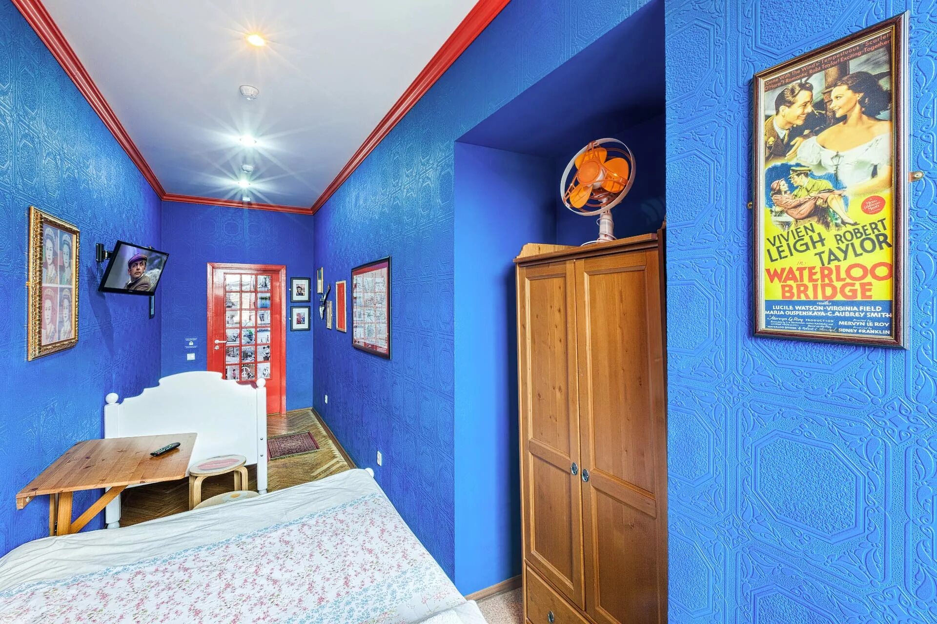 Друзья на невском хостел санкт-петербург. Друзья на невском хостел санкт-петербург. Питер друзья на невском. Миссис хадсон хостел санкт-петербург. Хостел друзья на невском.