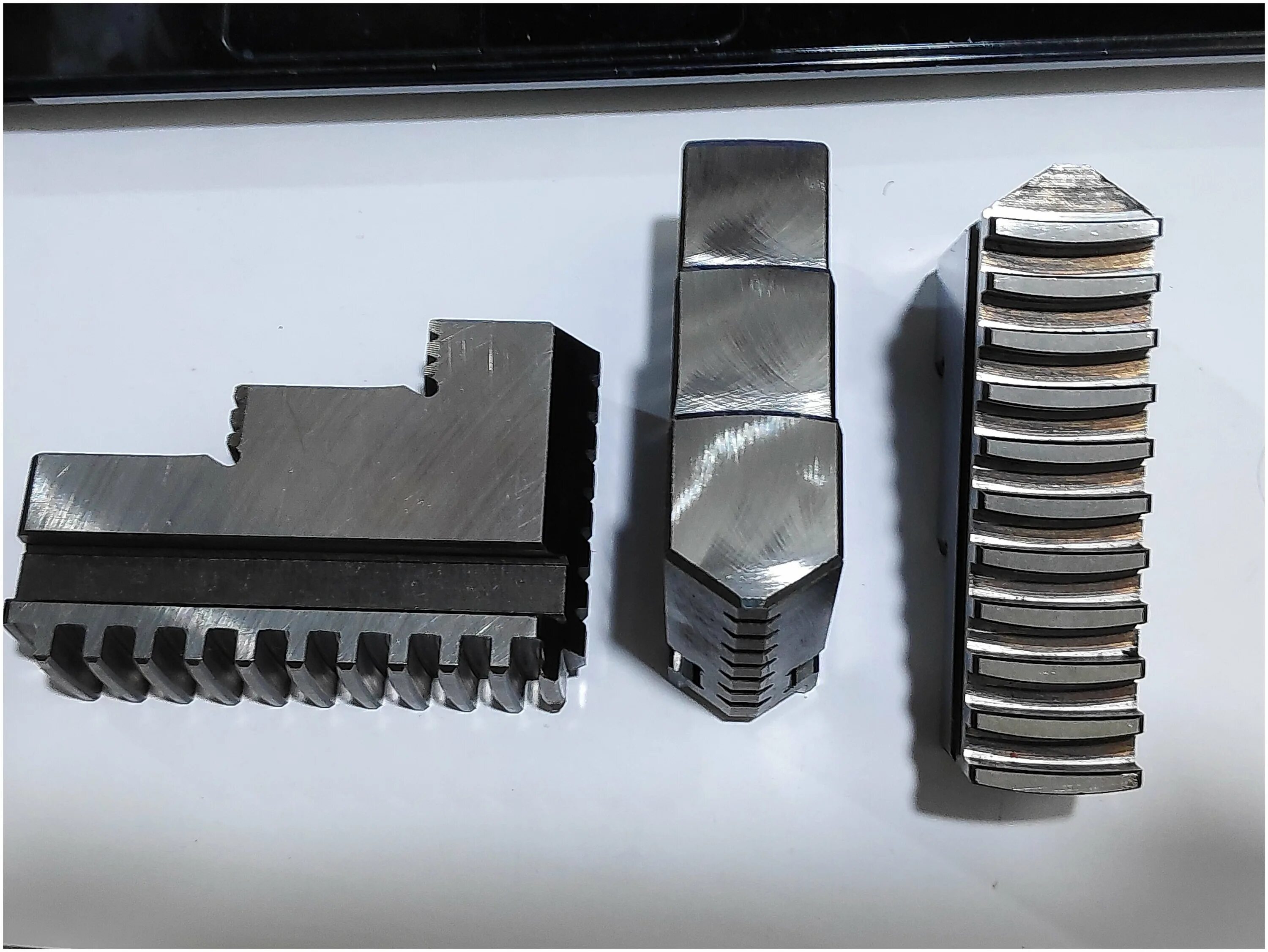 Кулачки токарные прямые. Кулачки прямого хода коленные к патрону 160мм. Кулачки sjz 3500 3200-160. Кулачки токарные прямые. 004.