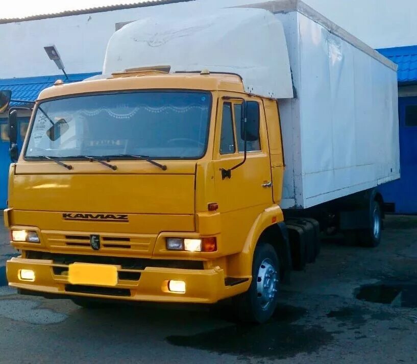 Камазенок 4308. Камаз 65115 самосвал 2012 года. Камаз 53215 2002. Бу камаз 65116 самосвал. Оранжевый старый камаз 55102 грузовик 1950 года.
