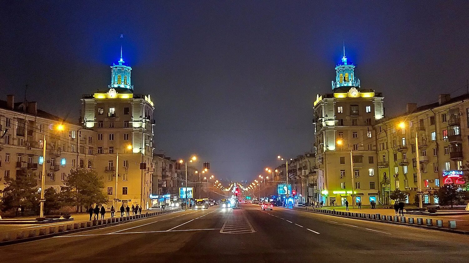 Население города запорожье. Рабочий запорожье. Запорожье центр города. Город запорожье вид сверху. Запорожье город.