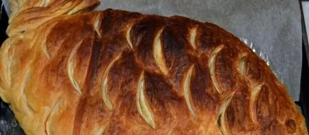 Рыбник рецепт пирога. Рыбник карельский. рыбник пирог. рыбник с палтусом из дрожжевого. рыбный пирог по карельски.