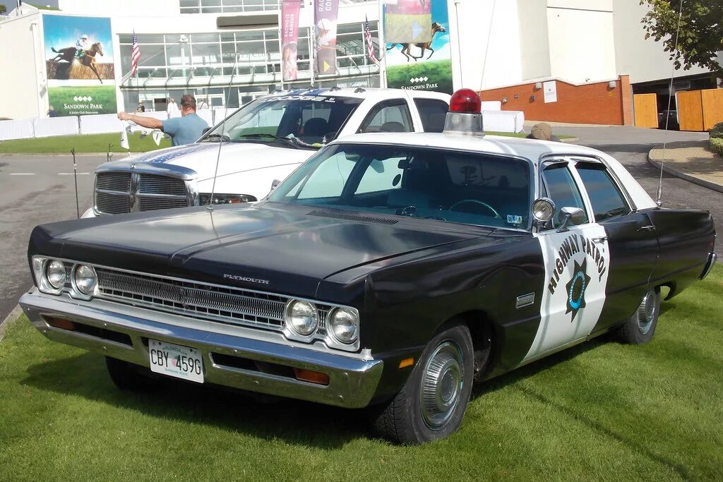 Plymouth Fury 1969. Plymouth Fury 1970 Police. Plymouth Fury Police. Плимут Фьюри 1969 полиция.