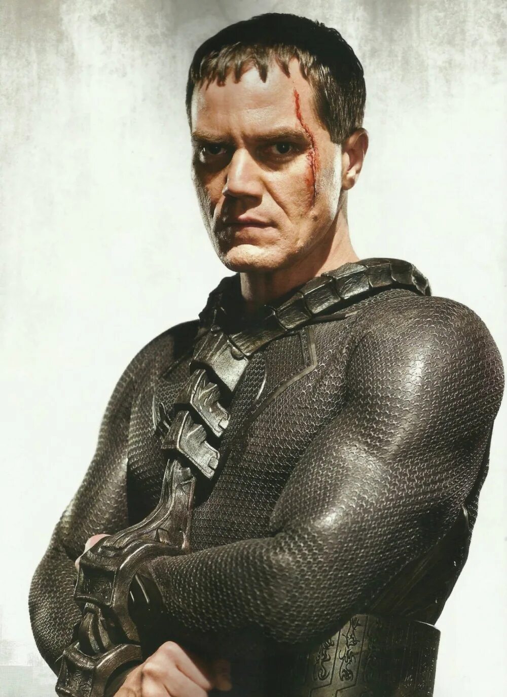 Генри кавилл с братьями. Генри кавилл супермен. Рассел кроу супермен. Антье трауэ - faora. Генерал зод dc comics.