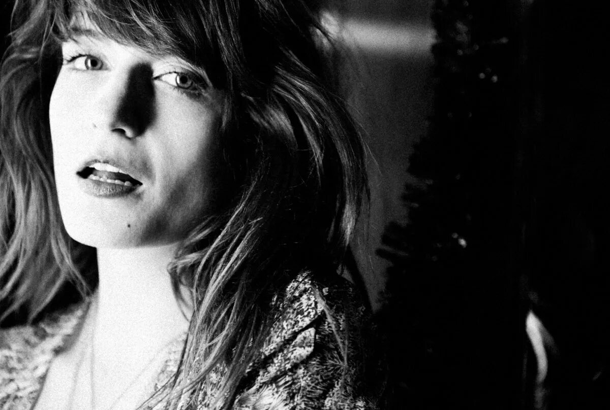 Florence + the machine во весь рост. Girl with one eye florence the. Florence the machine dance fever. Florence and the machine king. Сьюзи энд зе баншиз.
