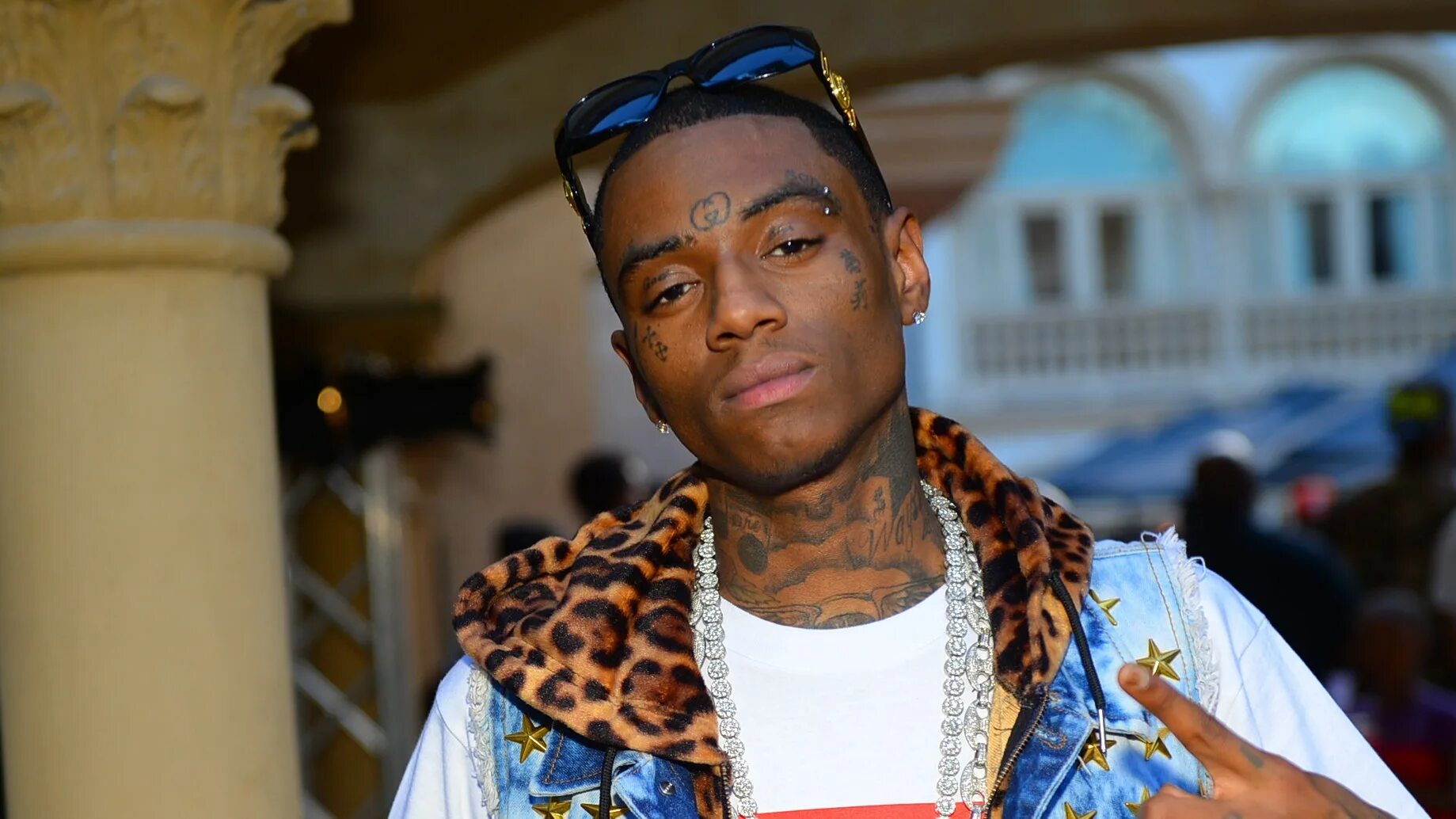 Песню soulja boy. Очки soulja boy. Песню soulja boy. Солджа бой репер. "soulja boy" && ( исполнитель | группа | музыка | music | band | artist ) && (фото | photo).