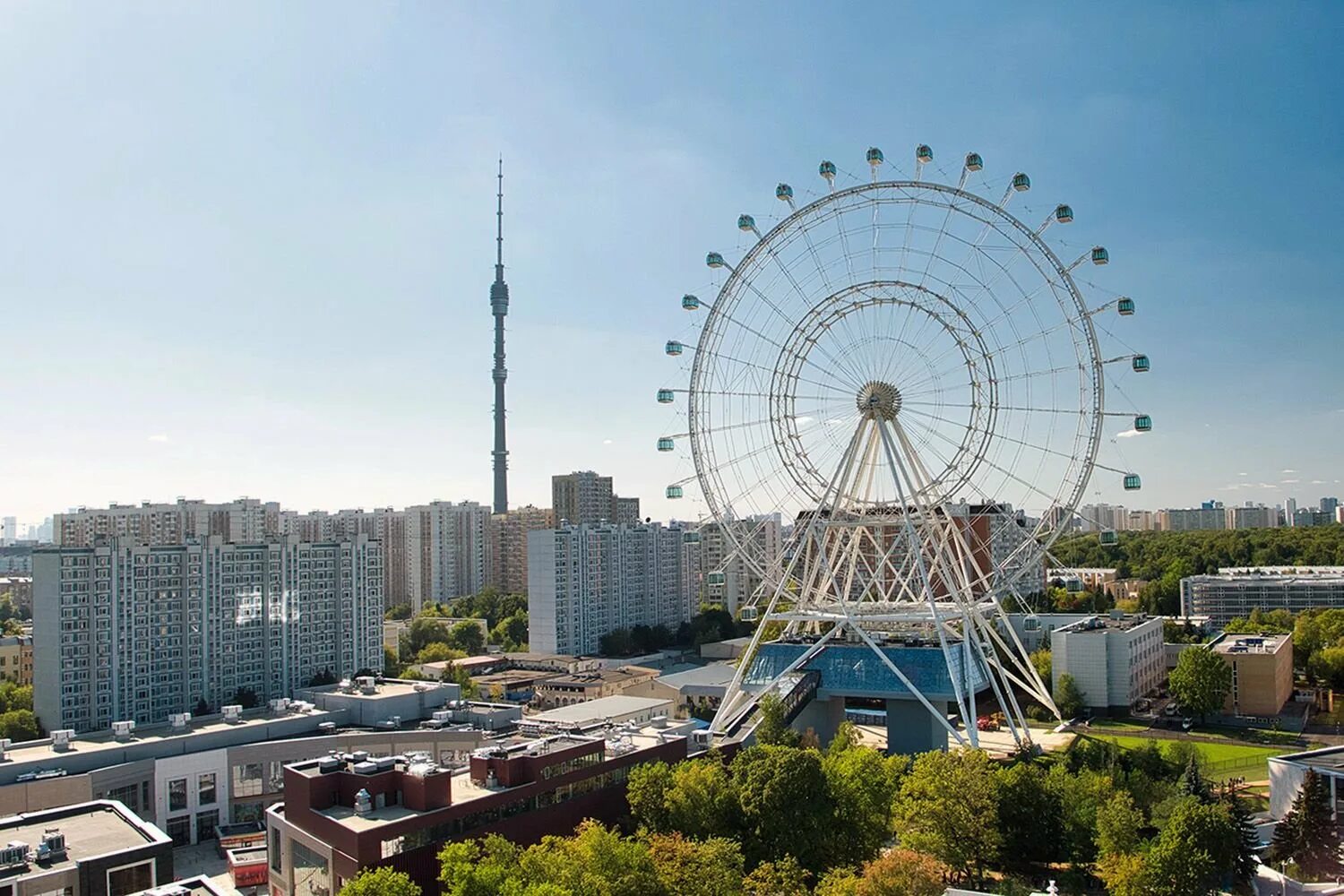 Улица солнечная челябинск. 31. Жк четыре солнца москва. Колесо обозрения на вднх 2022. Москва солнечная 7.