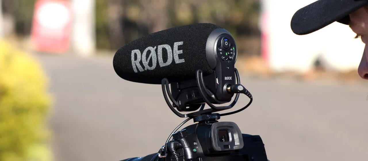 Rode videomic pro. Микрофон Rode VIDEOMIC Pro. Rode VIDEOMIC Pro Plus. Rode VIDEOMIC Pro Rycote. Накамерный микрофон Rode Pro Plus.