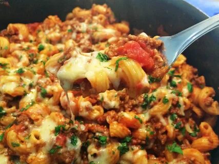 Макароны с фаршем и помидорами