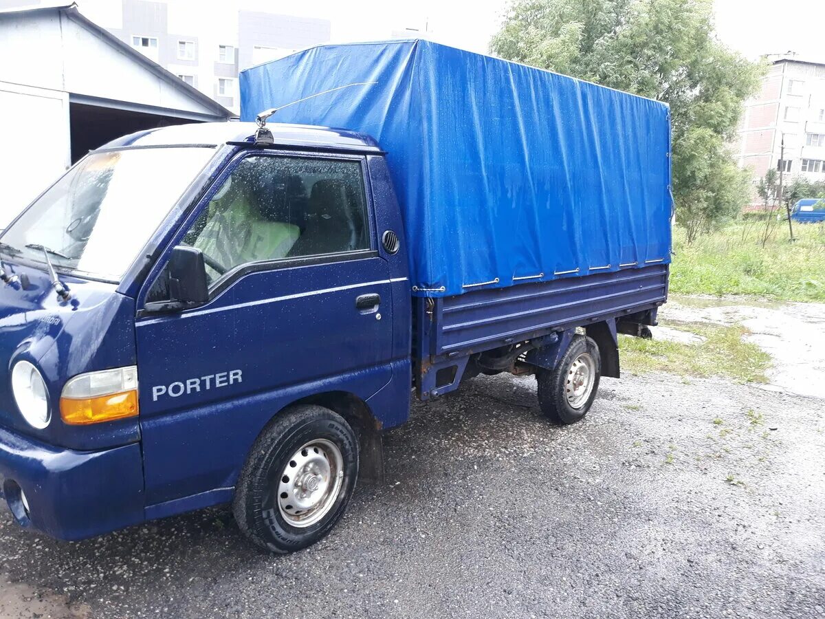 Купить легкий транспорт бу. Hyundai Porter 2006. Хендай Портер 2006 года. Портер Hyundai Porter синий. Хундай Портер 2006 год.