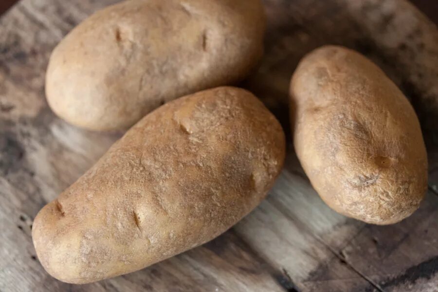 Картошка сорт ривьера. Продолговатые сорта картофеля. Сорт картофеля мелодия характеристика отзывы. Сорт картофеля мелодия характеристика отзывы. Сорт картошки мелодия.