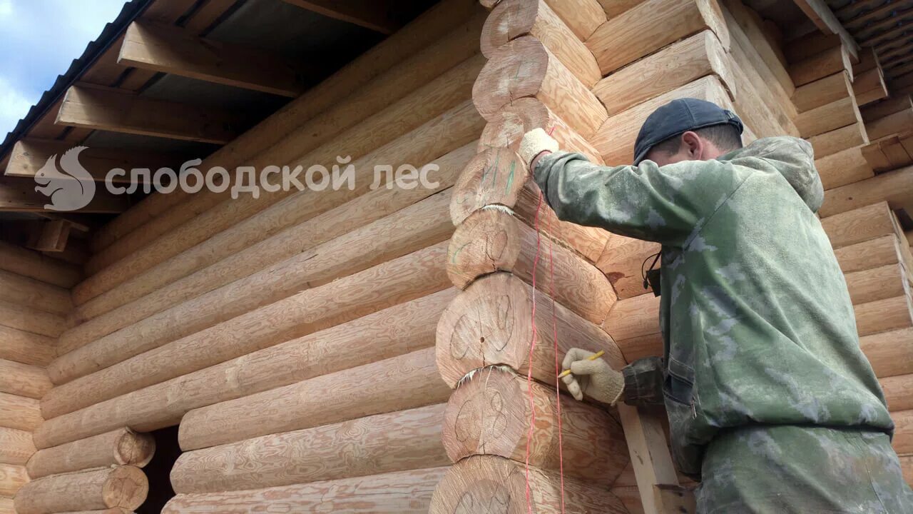 Выравнивание торцов. Выравнивание сруба. выравнивание стен сруба из бревна. торцевание сруба. защита торцов бревен сруба.