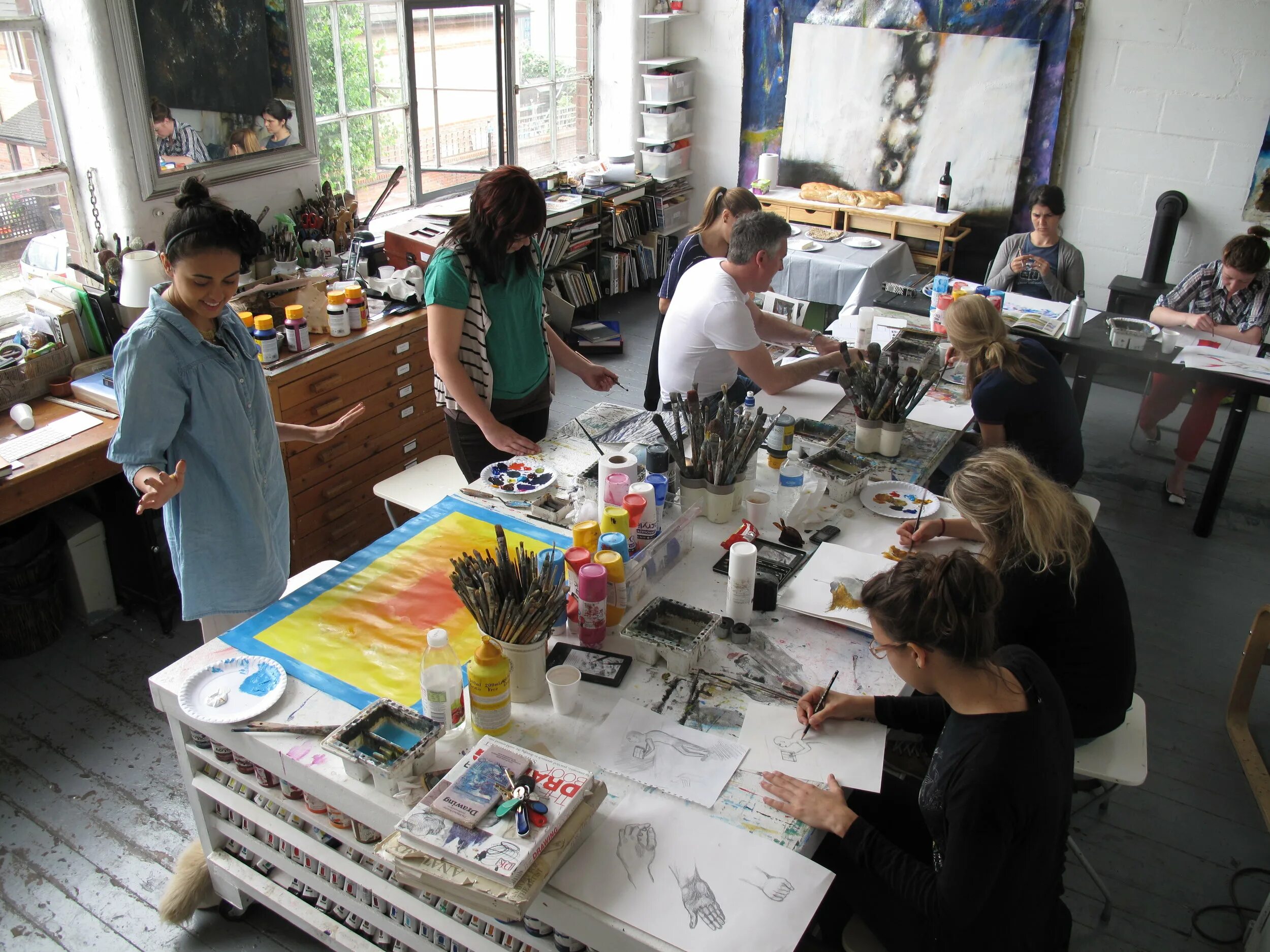 Paint workshop. Класс арт. арт класс митино. painting class. арт класс гамма.