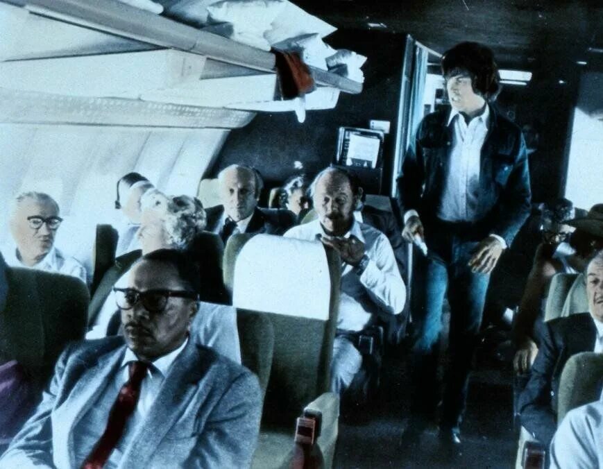 Заговор параллакс 1974. Фильмы алана пакулы. The parallax view 1974. Parallax, сериал, 2004. Заговор параллакс 1974.