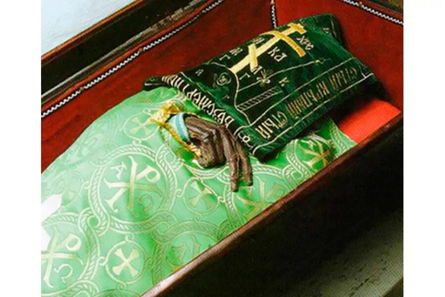 Мощи ильи муромца в киево-печерской лавре. Мощи ильи муромца в киево-печерской лавре. Мощи ильи муромца в киеве. Мощи ильи муромца в киеве. Илья муромец в киево-печерской лавре.