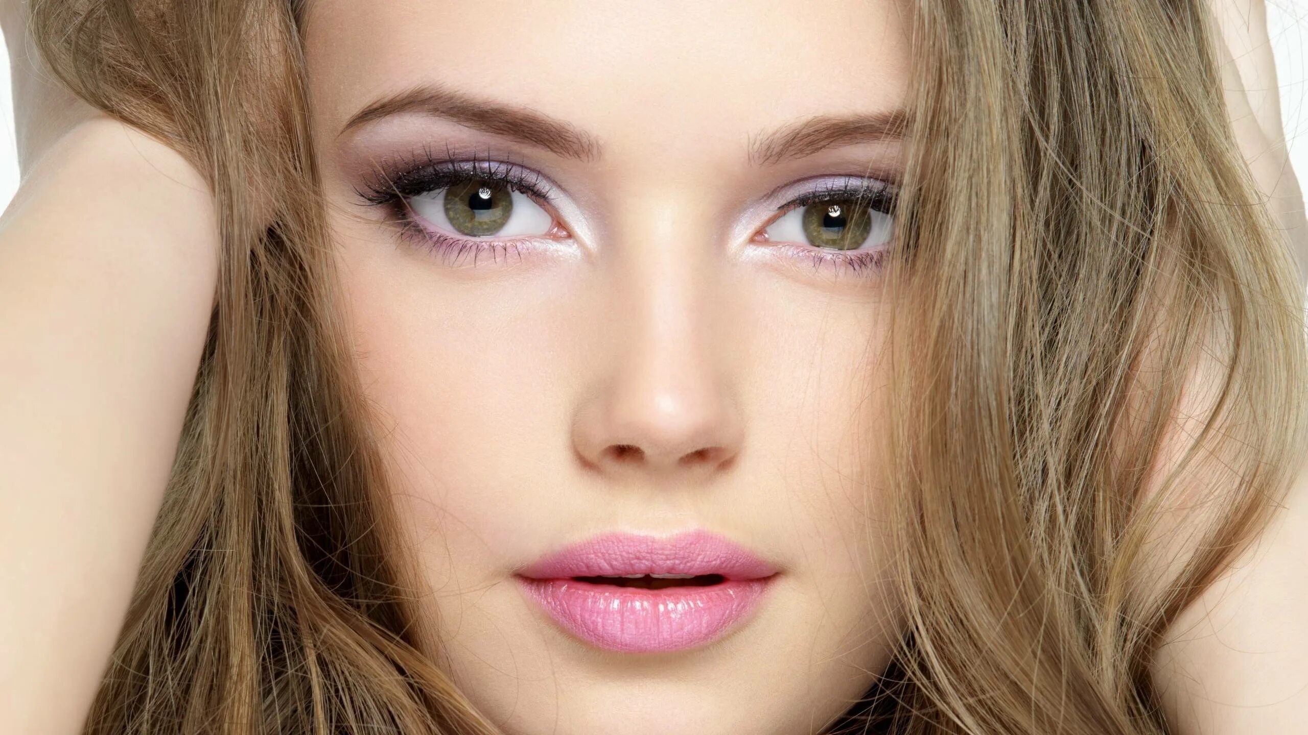 Яркий макияж. Бейби фейс лицо. Макияж для глаз девочке. Макияж для блондинок с зелеными глазами. Макияж для глаз девочке.