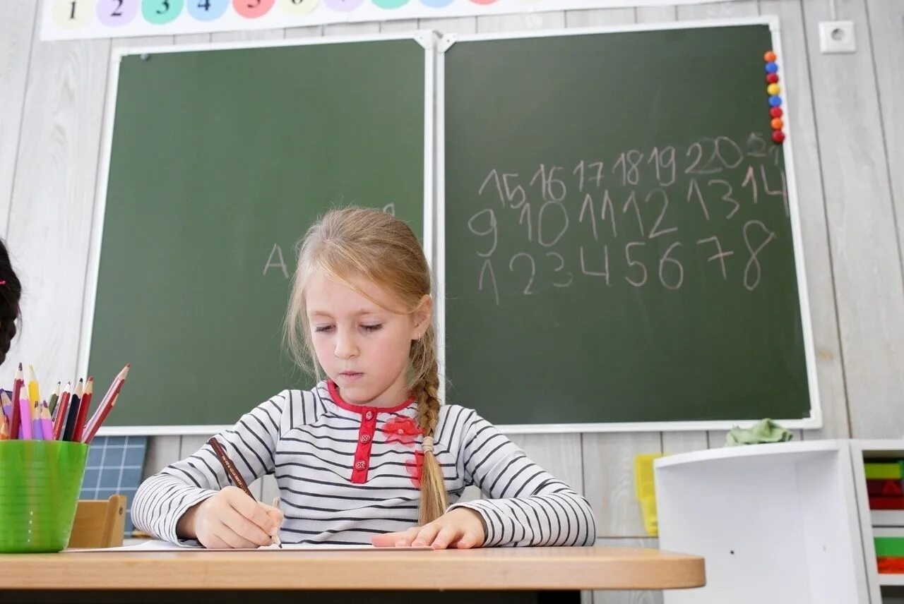 Плюсы перехода на пятидневку. 6 дпп пятидневок тест. Пятидневка в школах. 5 дпп пятидневок. Пятидневка картинка.