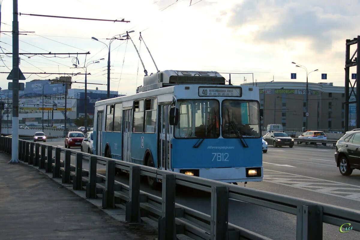 Троллейбус 40 спб. Троллейбус тролза мегаполис санкт-петербург. 5298-0000010-01 троллейбус. Троллейбус 40 спб. Остановки 40 троллейбуса спб.
