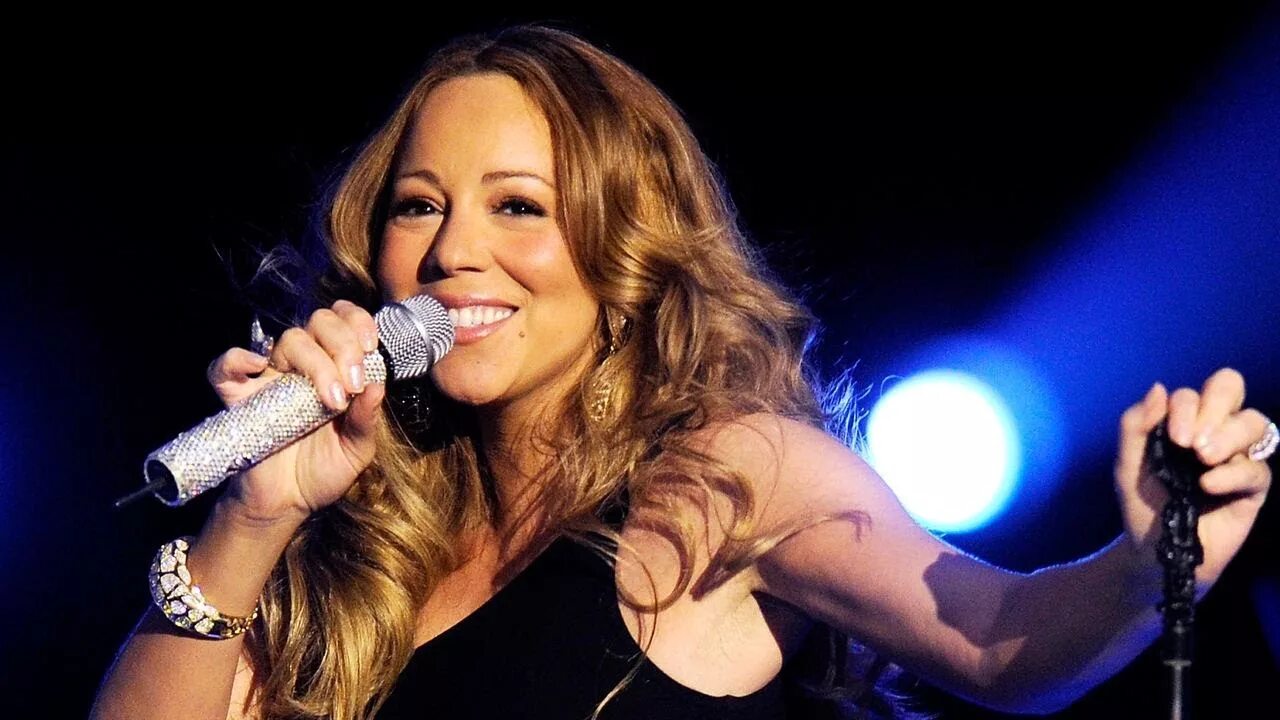 Mariah carey 1990. Мэрайя кэри 2000. Слушать марай кери. Мэрайя кэри. Мэрайя кэри на сцене.